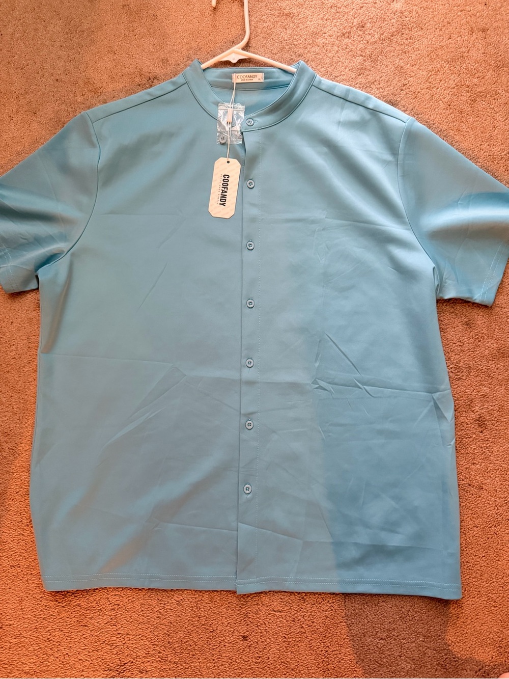 NWT Men’s Short Henley XL
